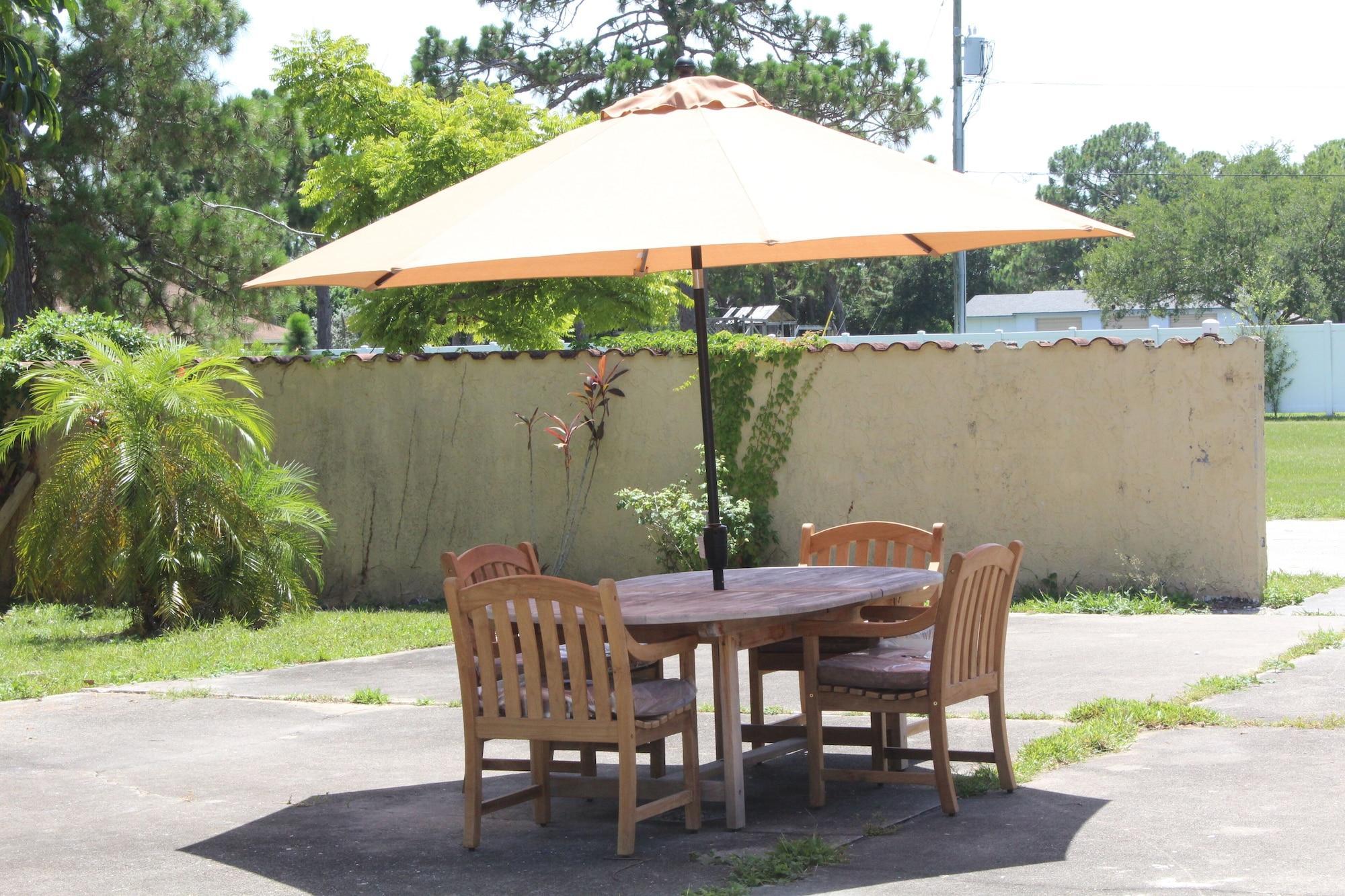 Oyo Family Ranch At Melbourne Fl Hotel Exterior foto
