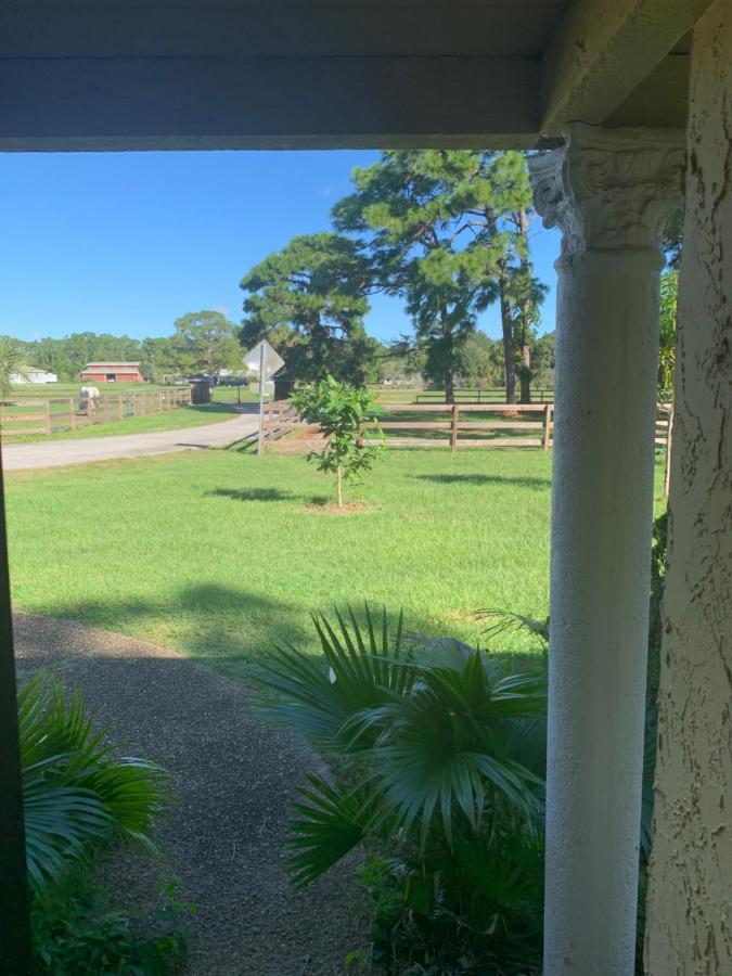 Oyo Family Ranch At Melbourne Fl Hotel Exterior foto